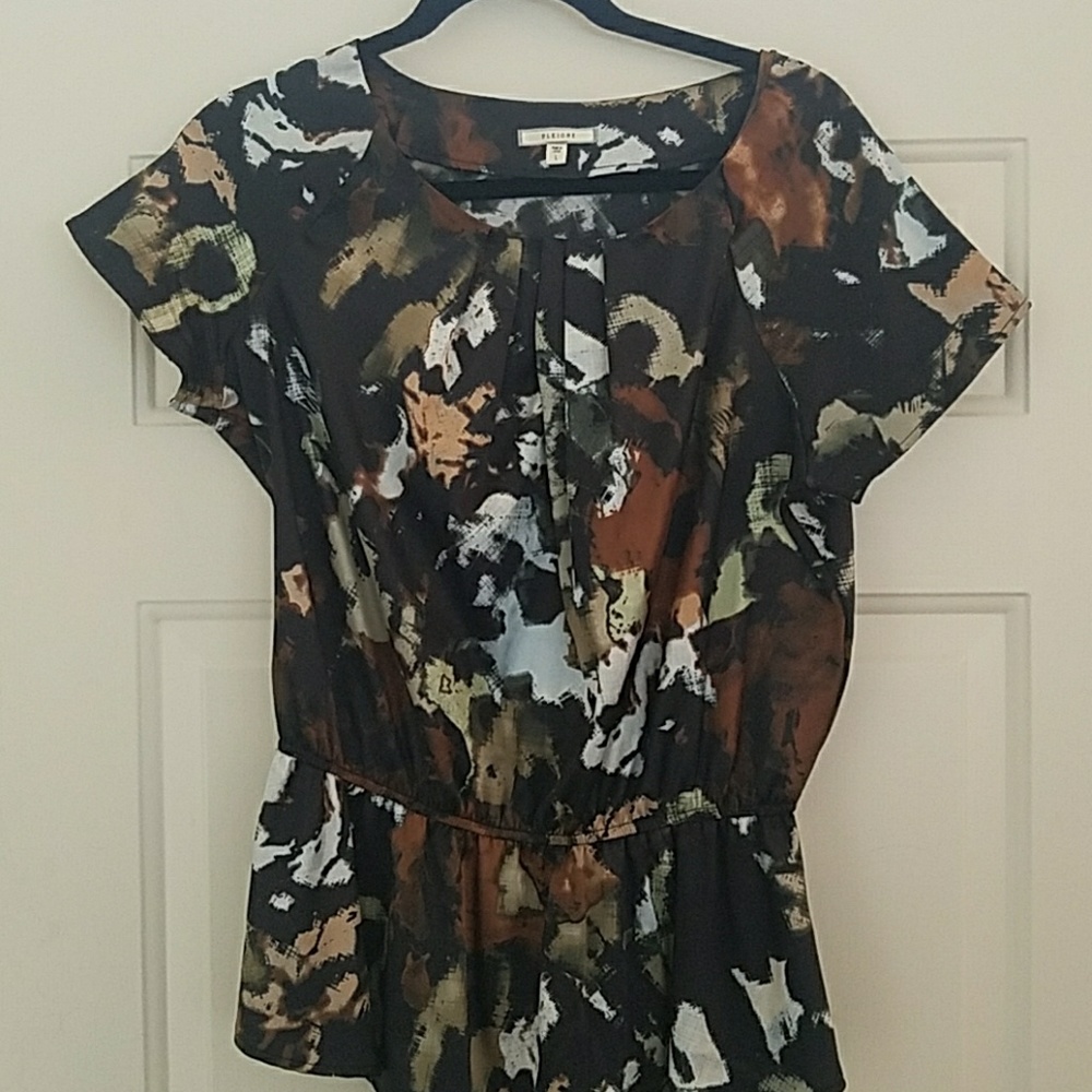 Pleoine short sleeve top with peplum